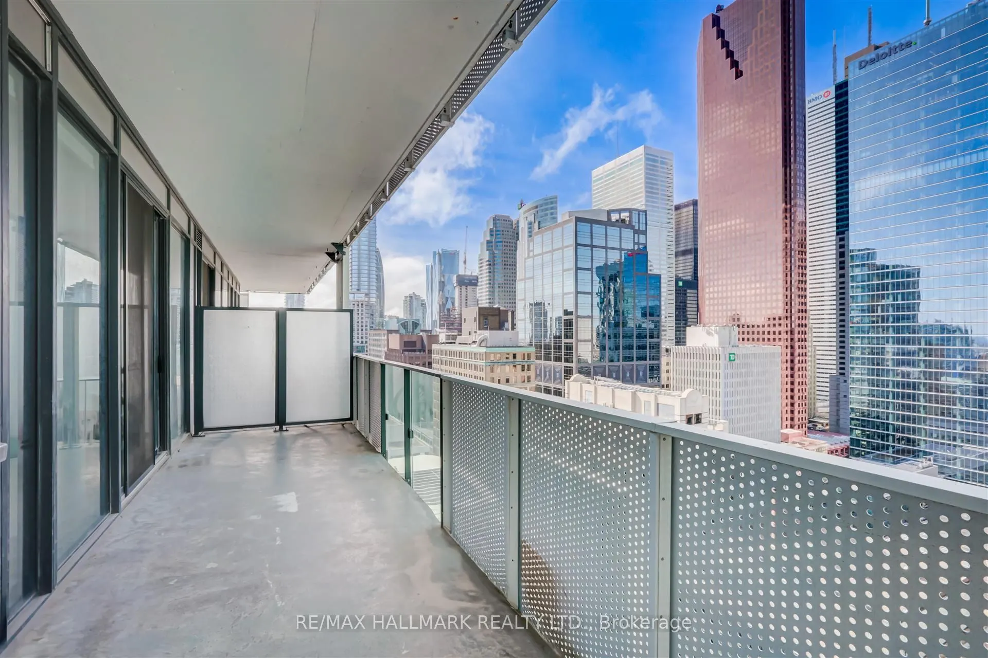 25 Richmond Street E, #2406