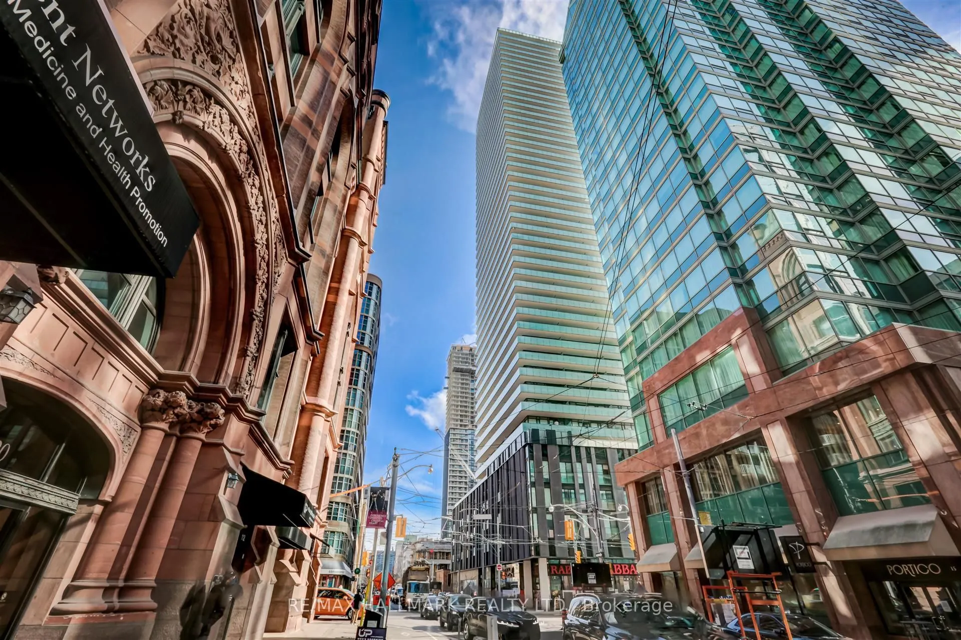 25 Richmond Street E, #2406