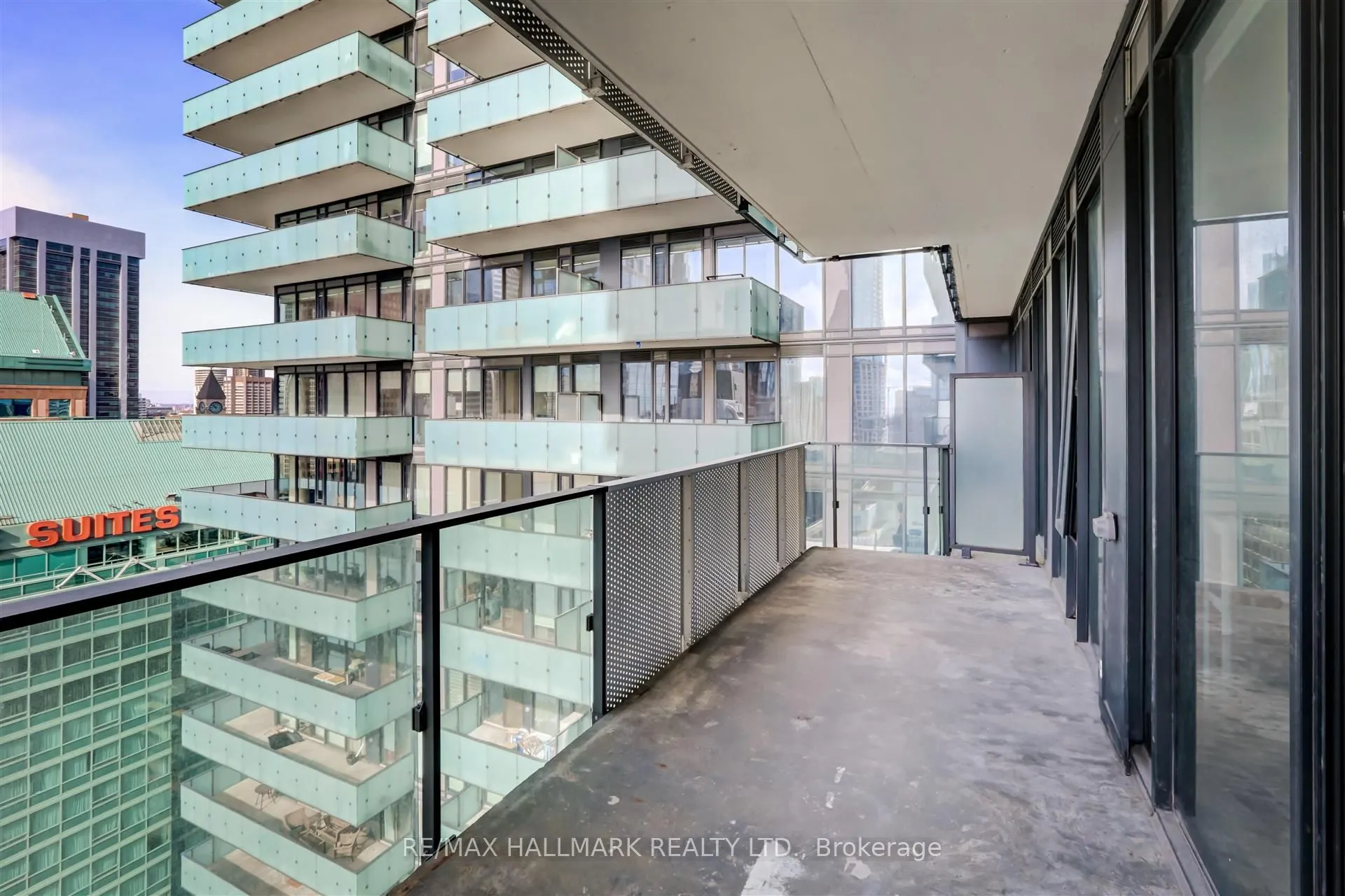 25 Richmond Street E, #2406