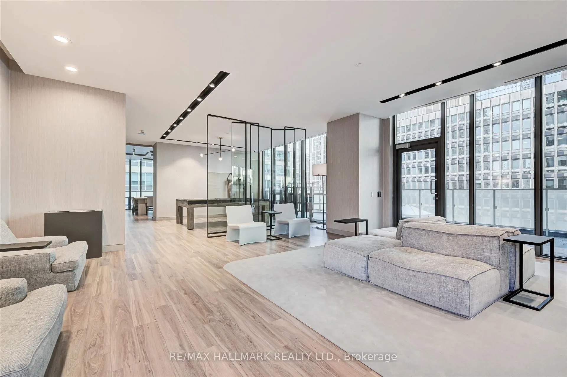 25 Richmond Street E, #2406