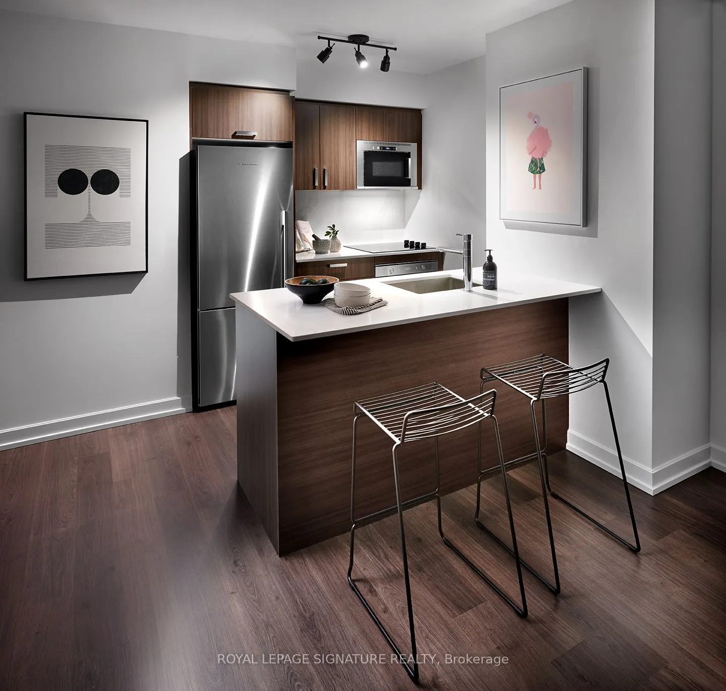 18 Erskine Avenue, #2001