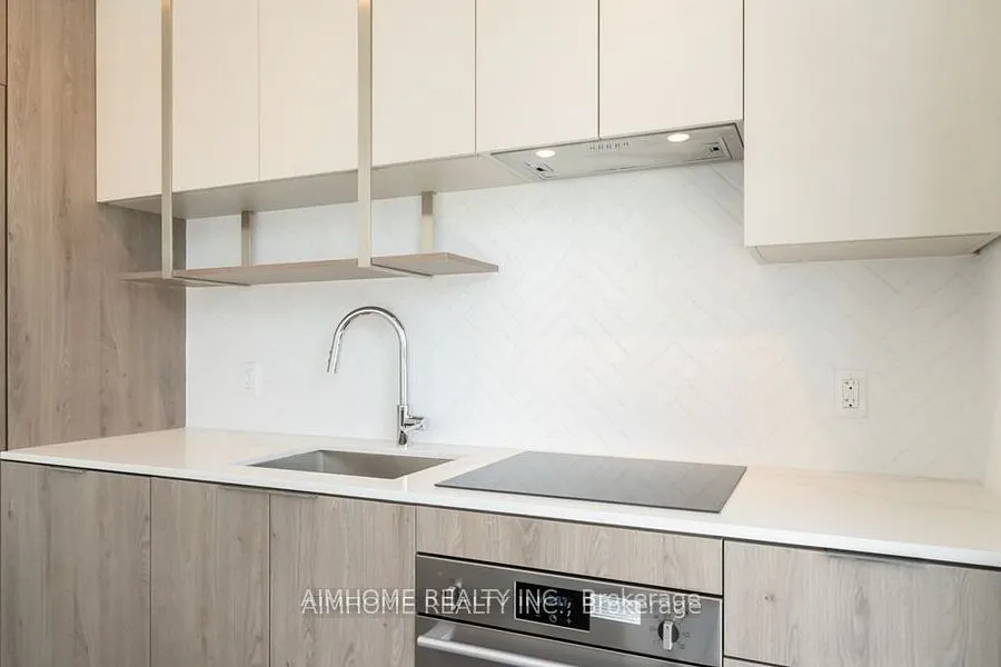 15 Holmes Avenue, #2008