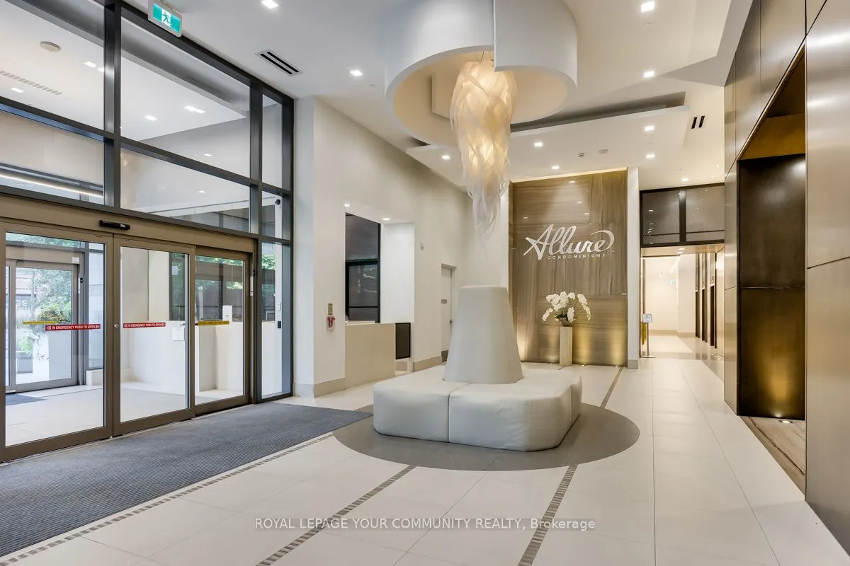 23 Glebe Road W, #414