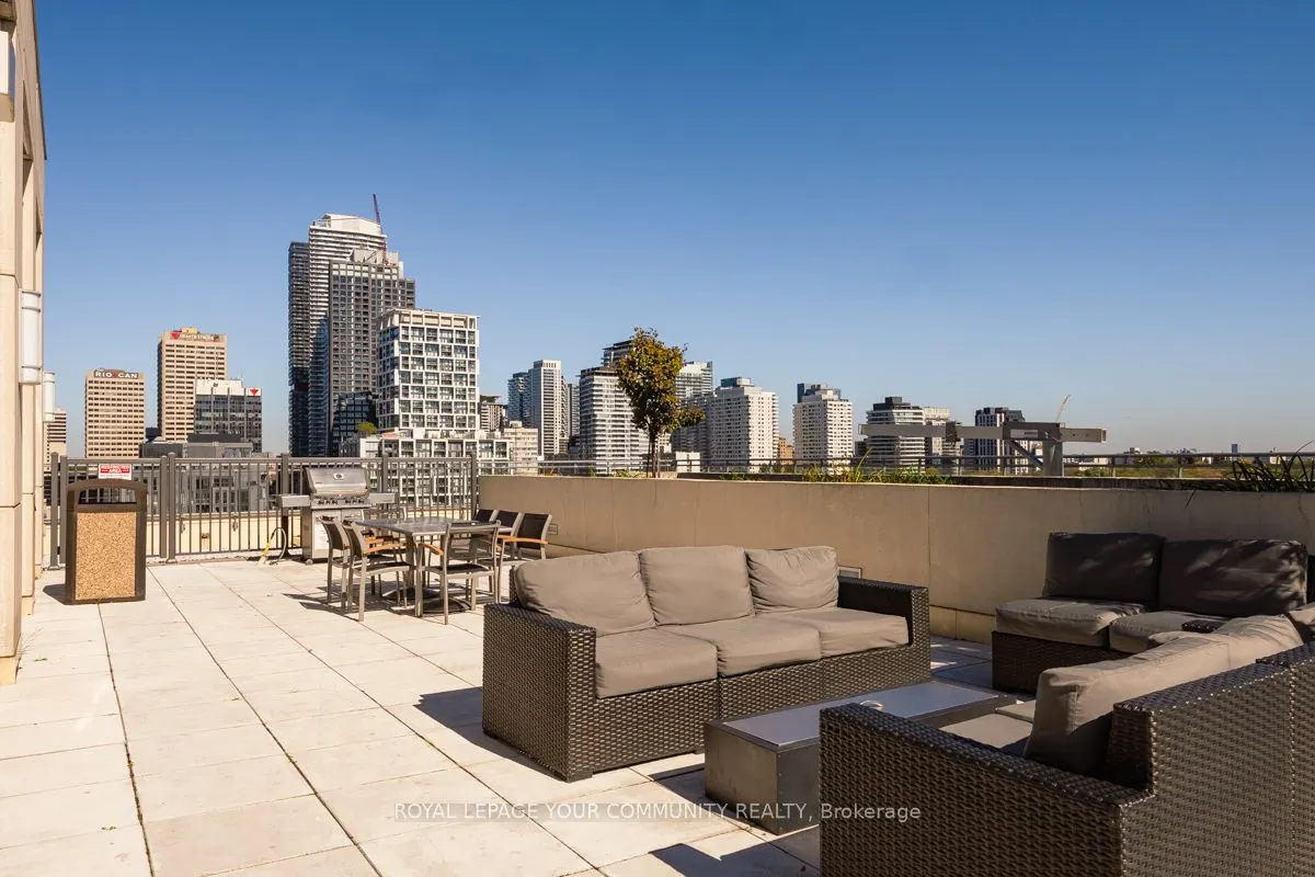 23 Glebe Road W, #414