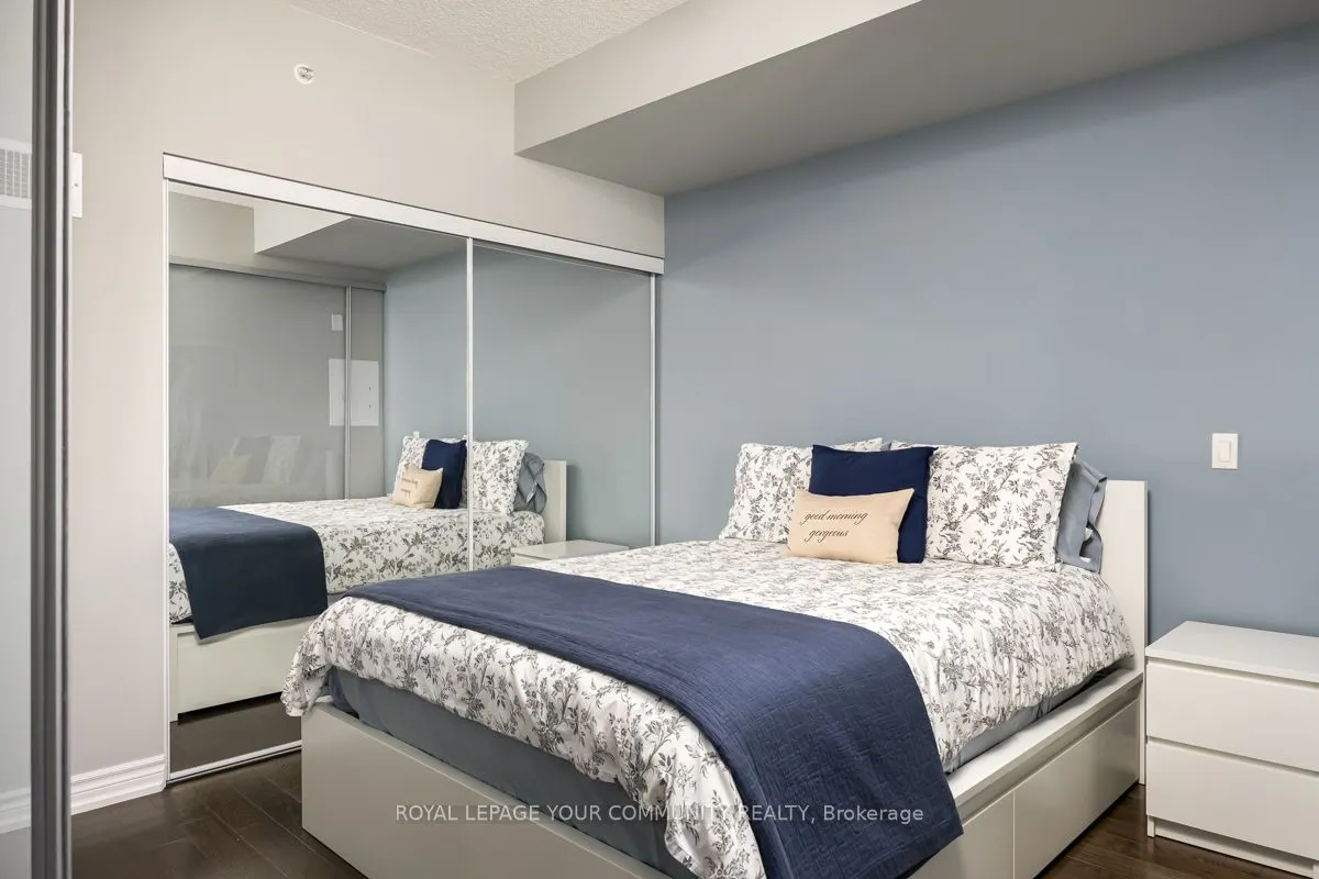 23 Glebe Road W, #414