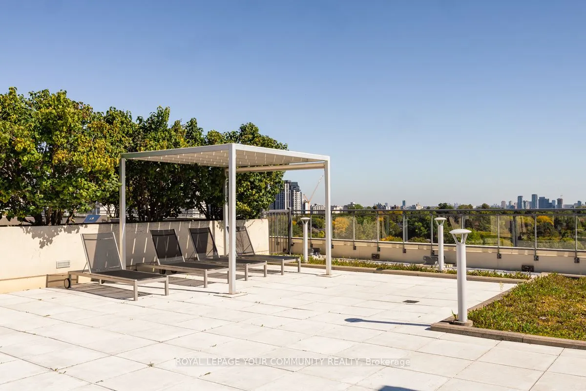 23 Glebe Road W, #414