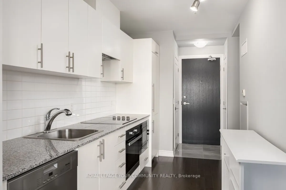 23 Glebe Road W, #414