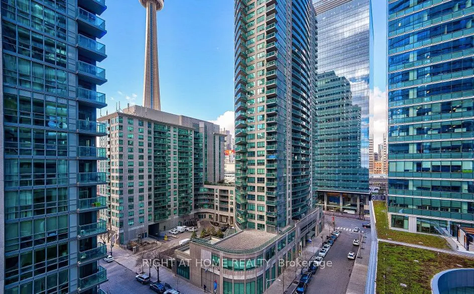 14 York Street, #708
