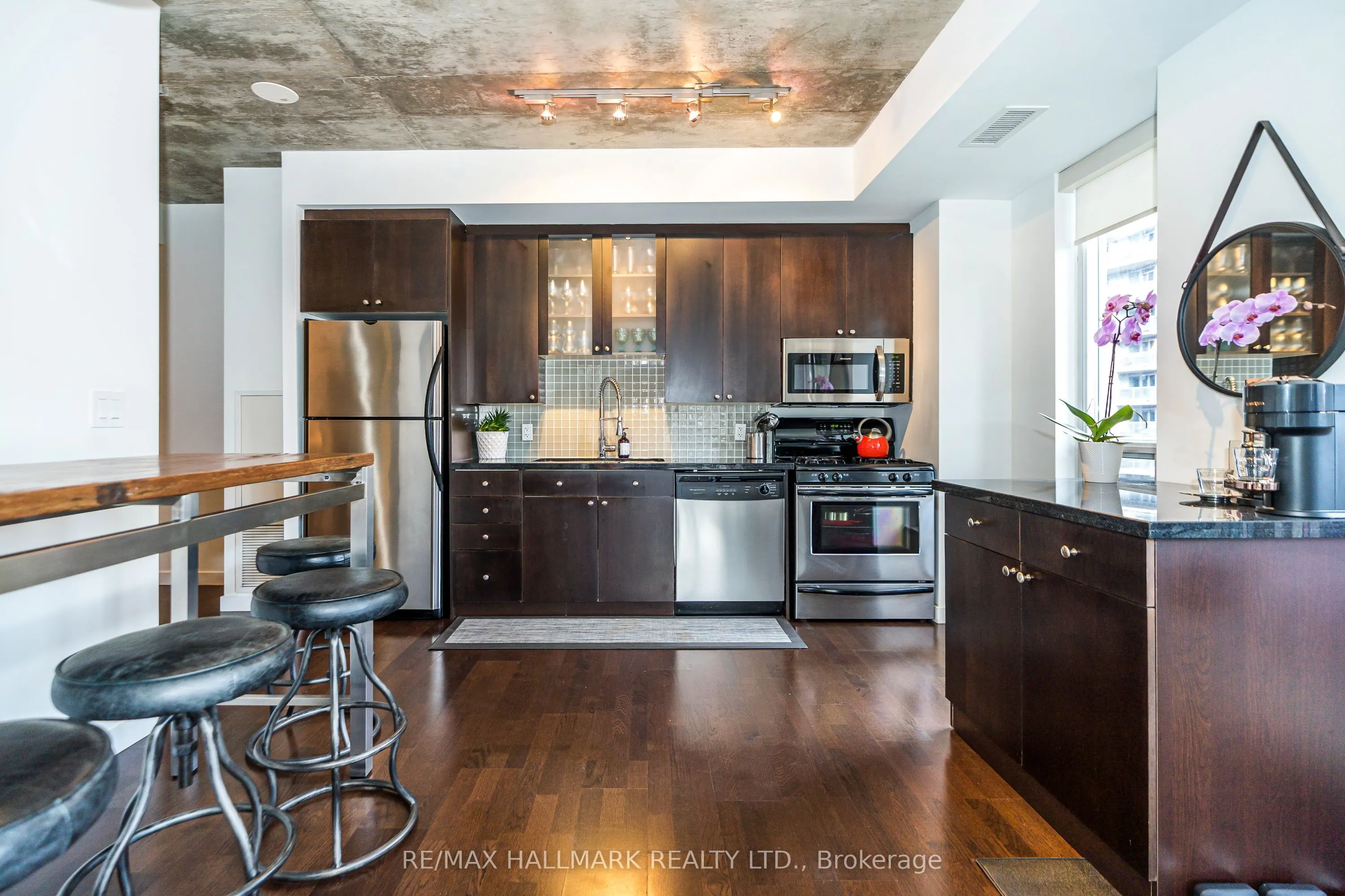 1 Shaw Street, #308