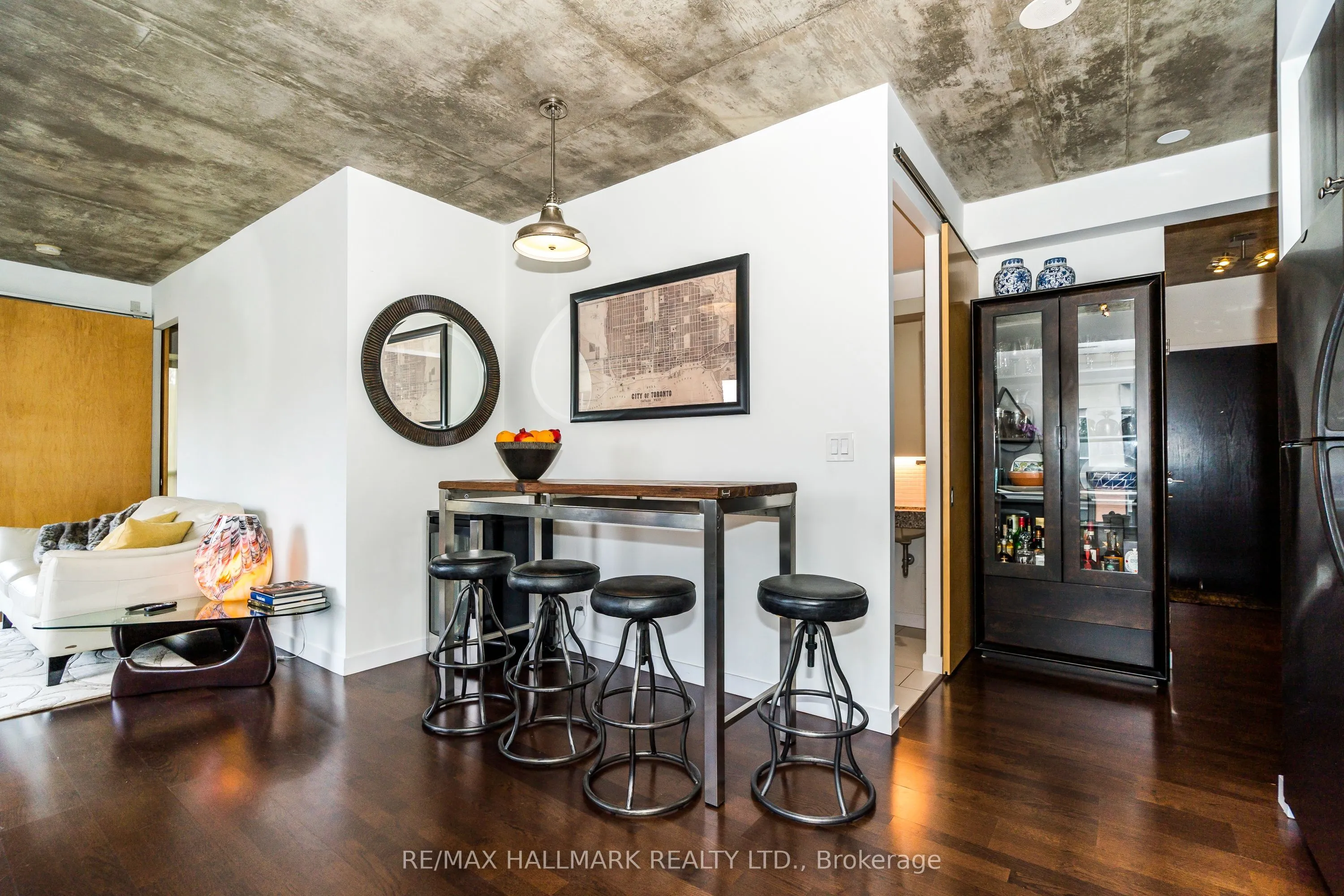 1 Shaw Street, #308