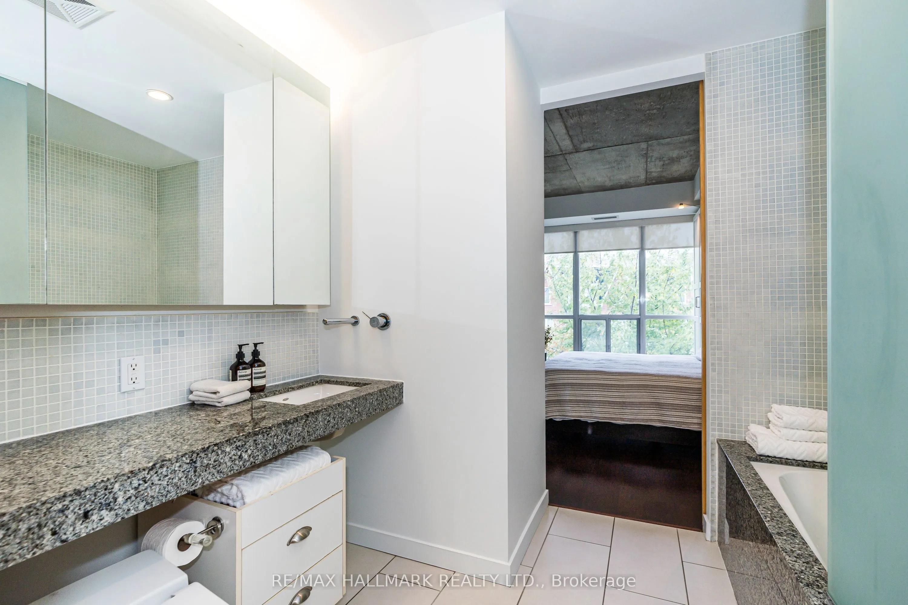 1 Shaw Street, #308