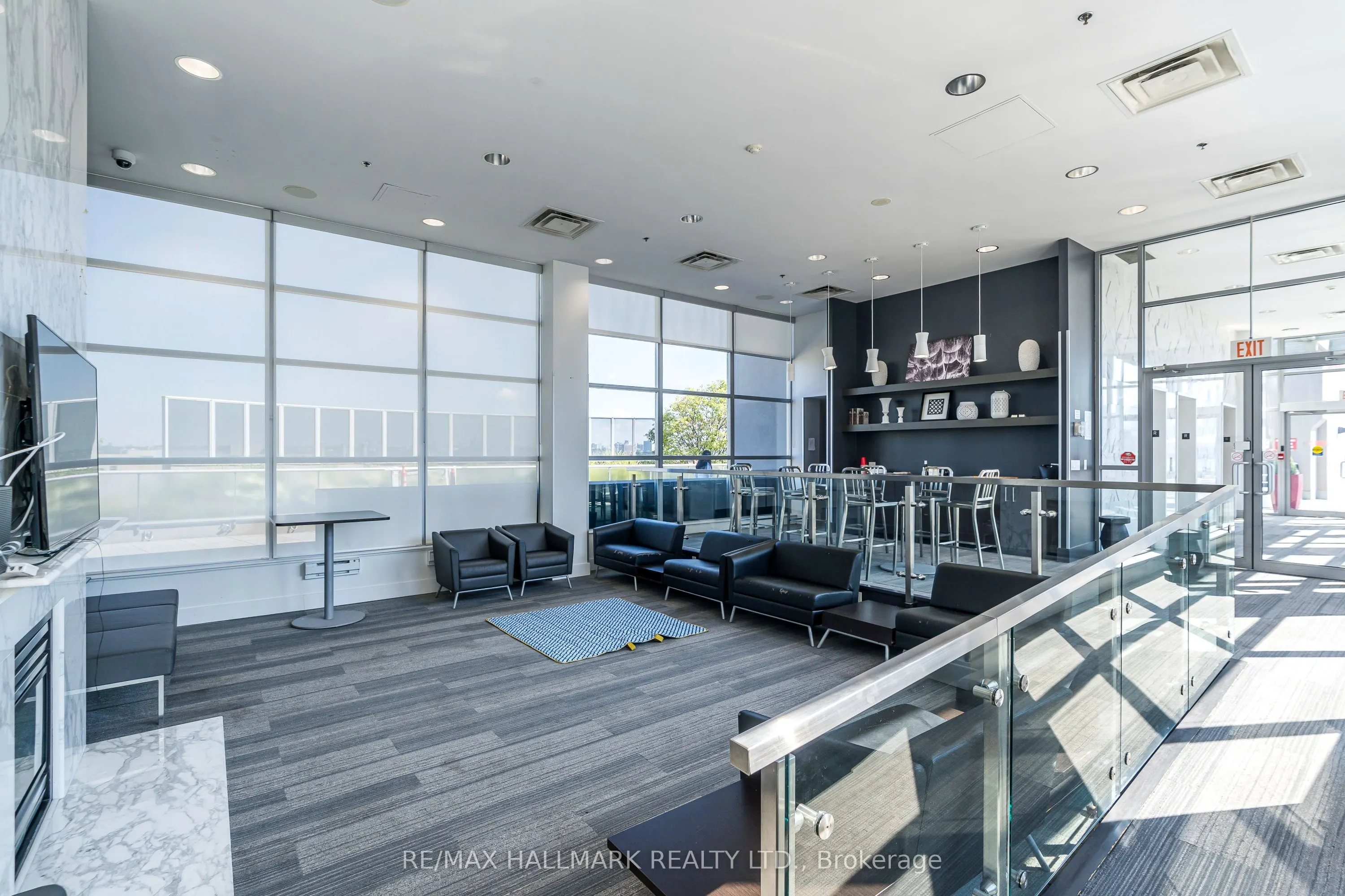 1 Shaw Street, #308