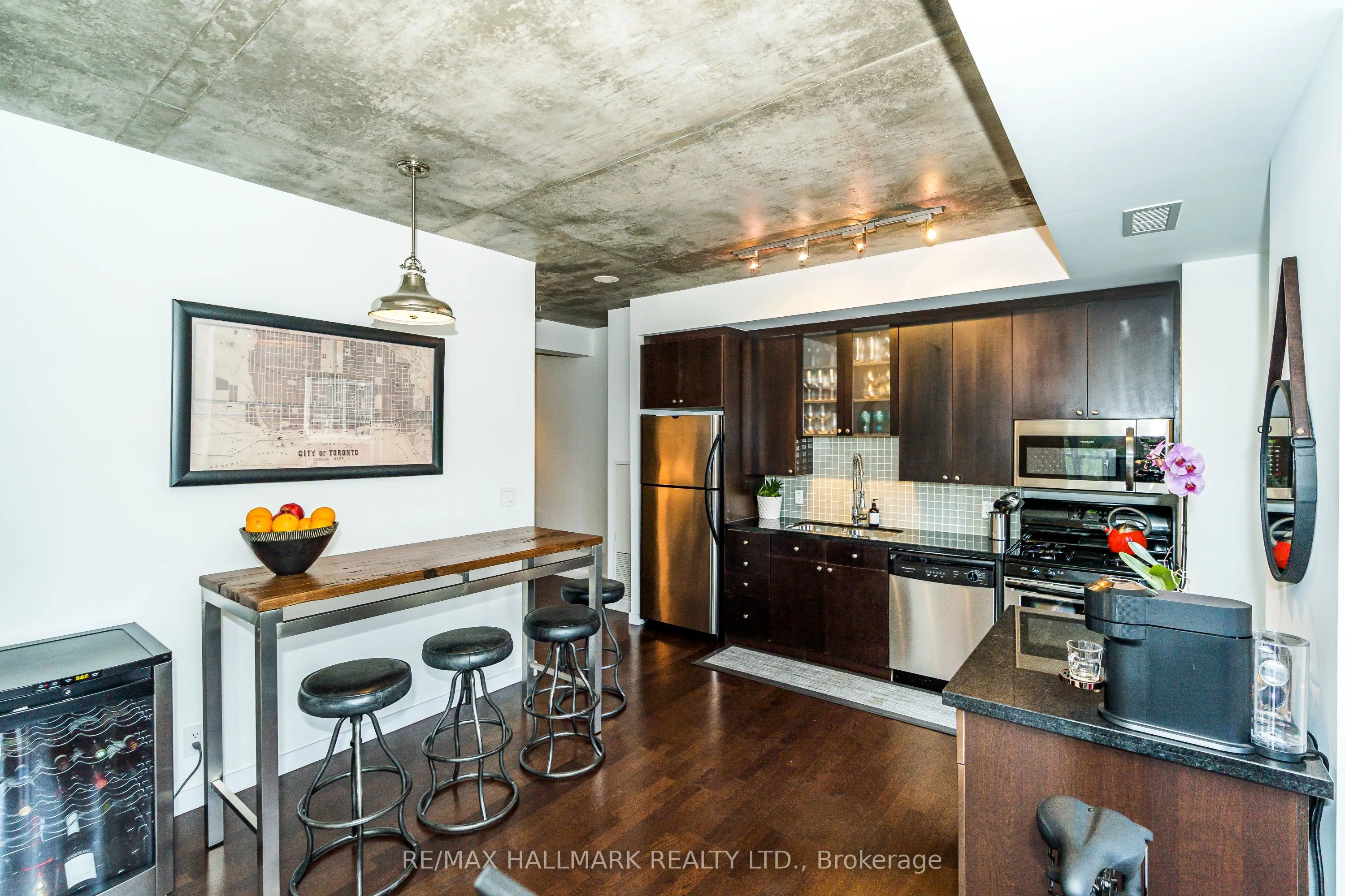 1 Shaw Street, #308
