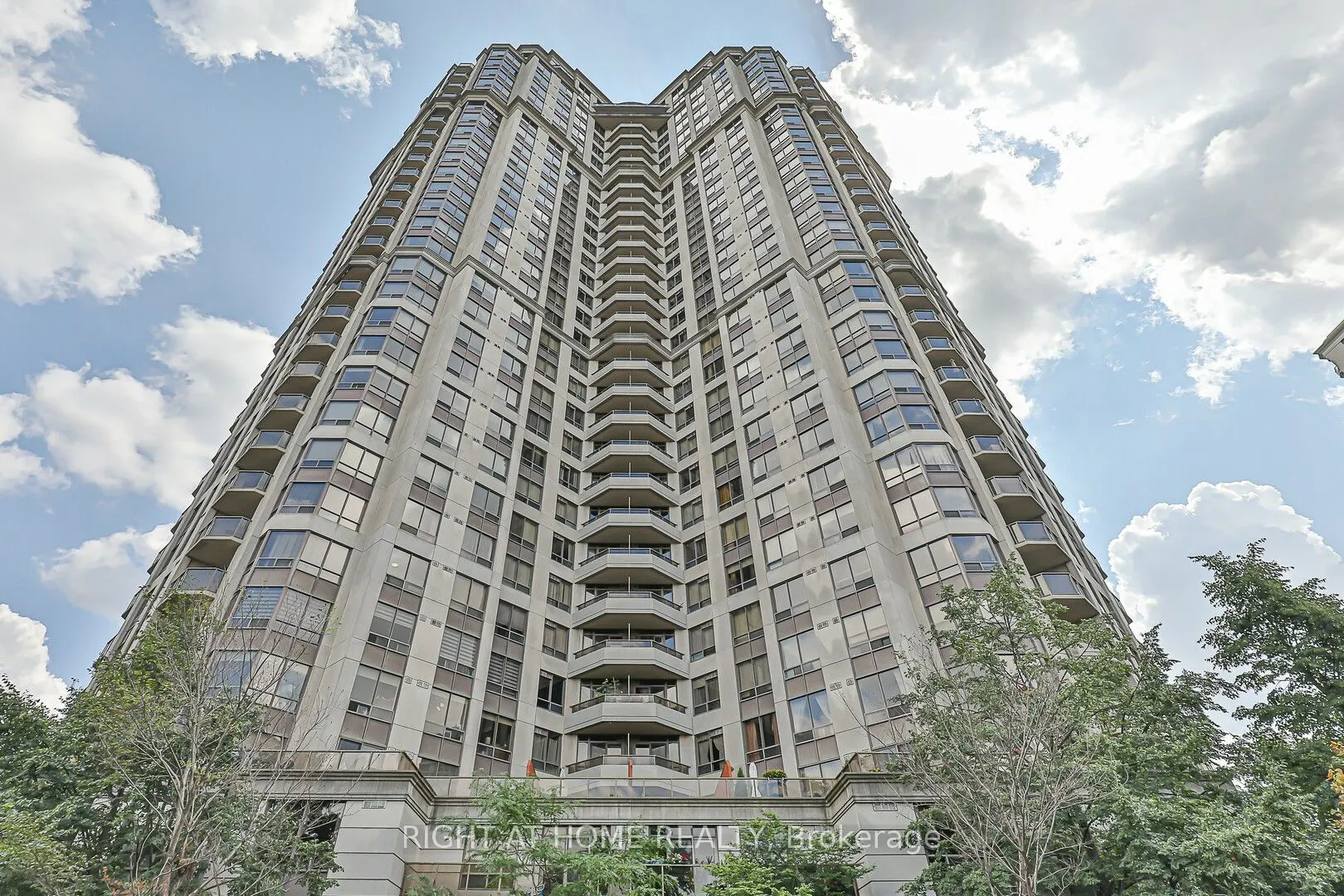 78 Harrison Garden Boulevard, #2302