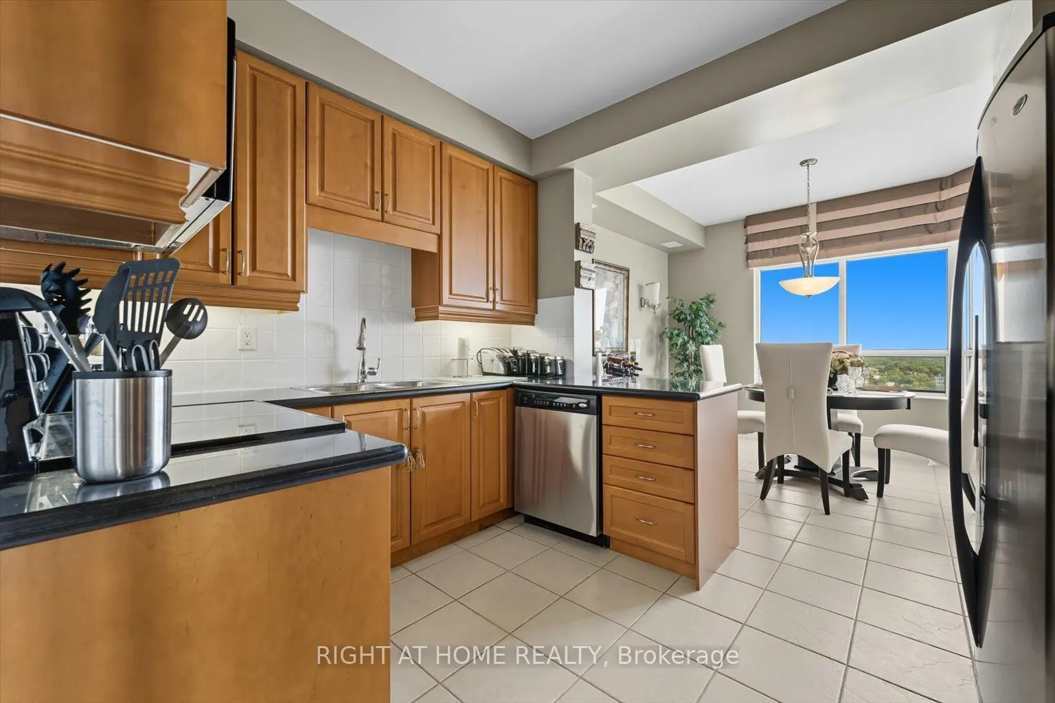 78 Harrison Garden Boulevard, #2302
