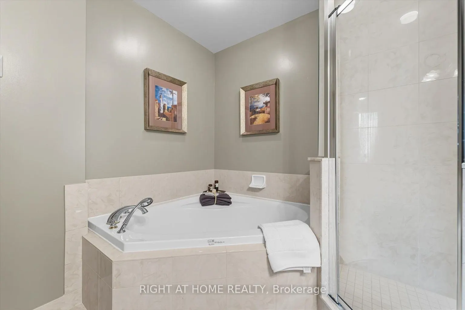 78 Harrison Garden Boulevard, #2302