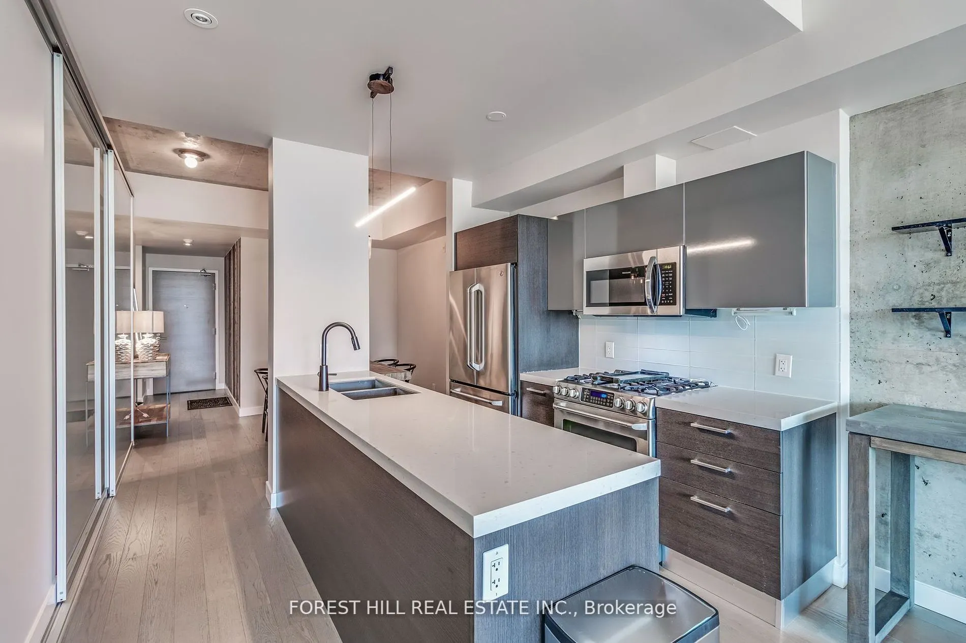 25 Stafford Street, #403