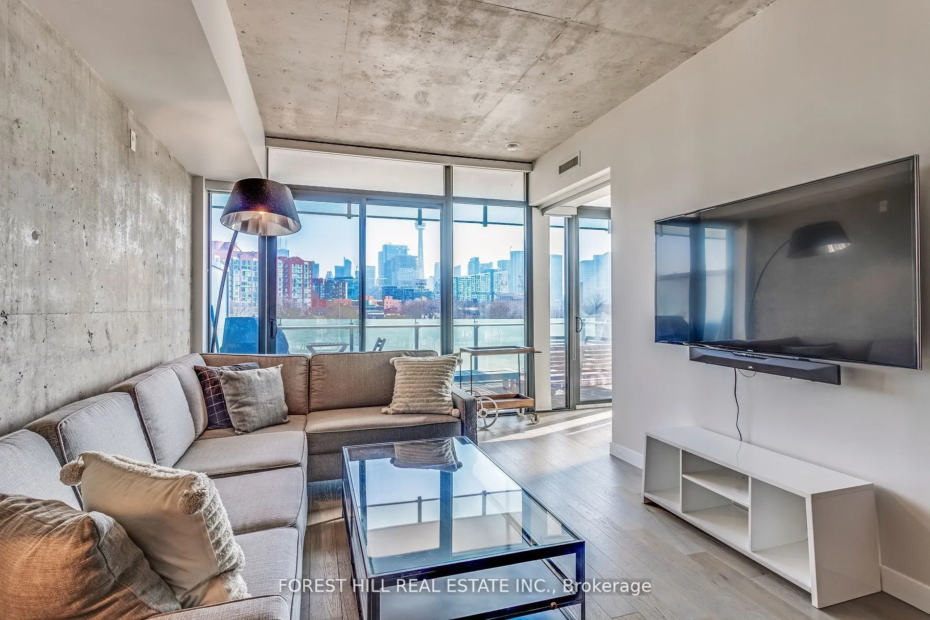 25 Stafford Street, #403