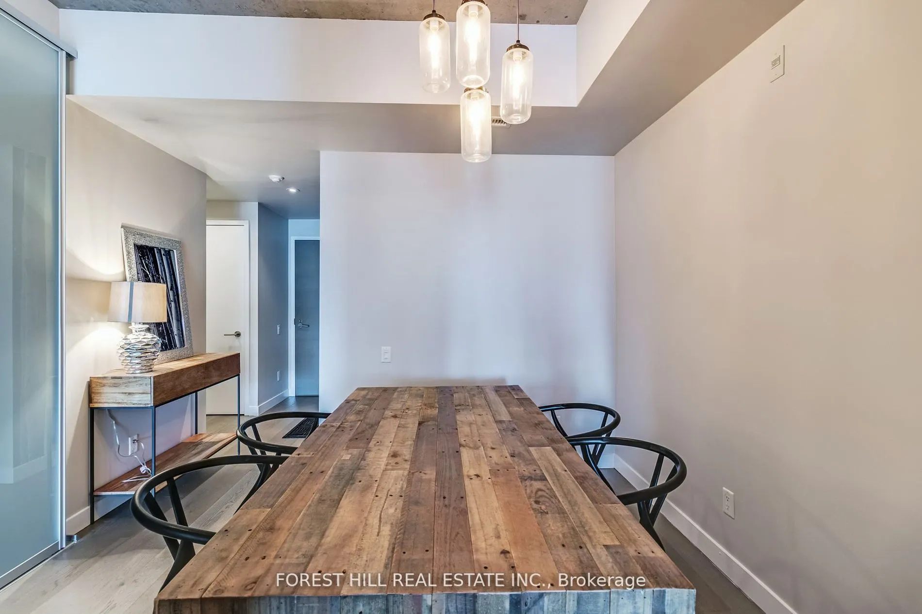 25 Stafford Street, #403