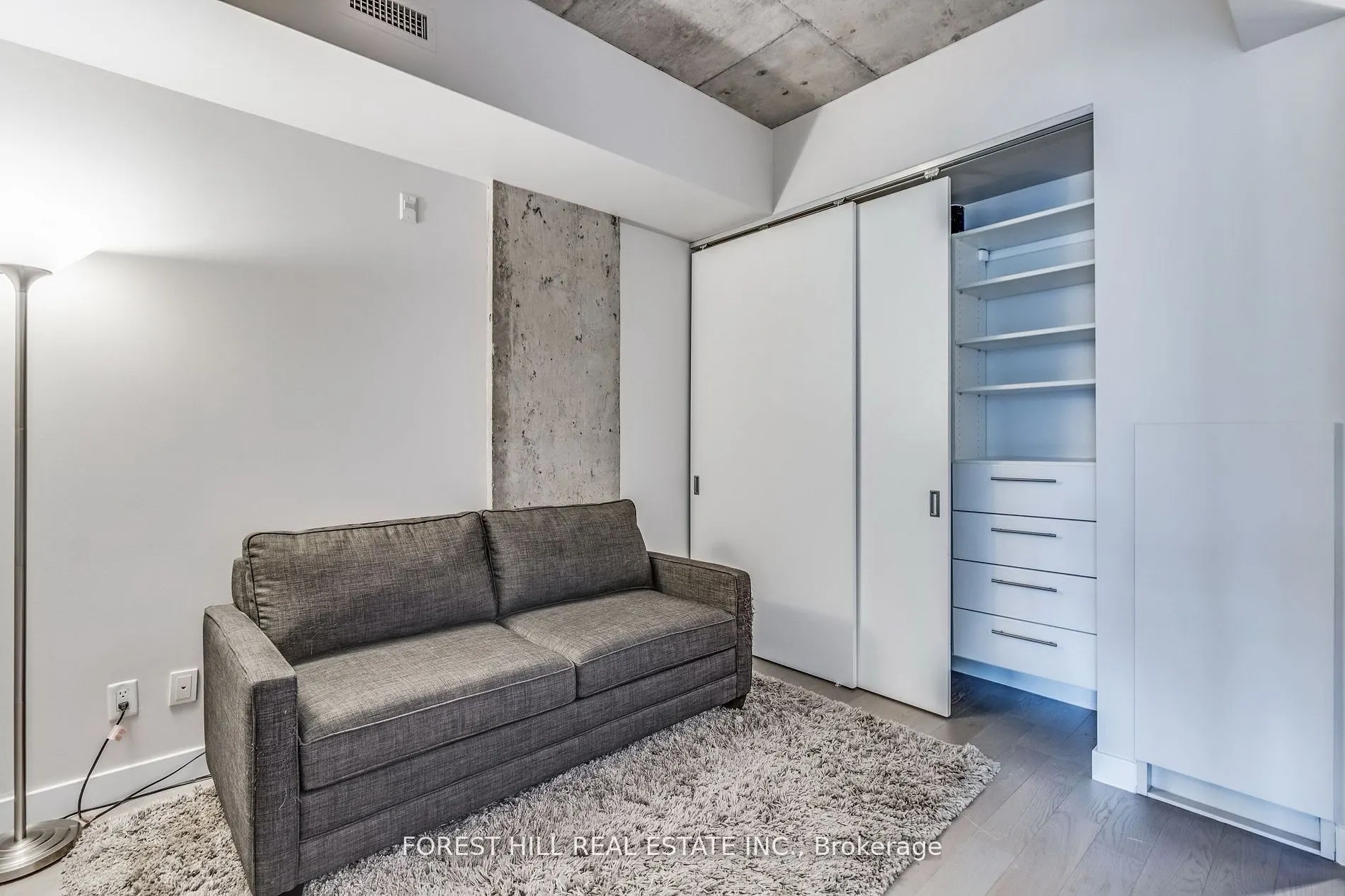 25 Stafford Street, #403