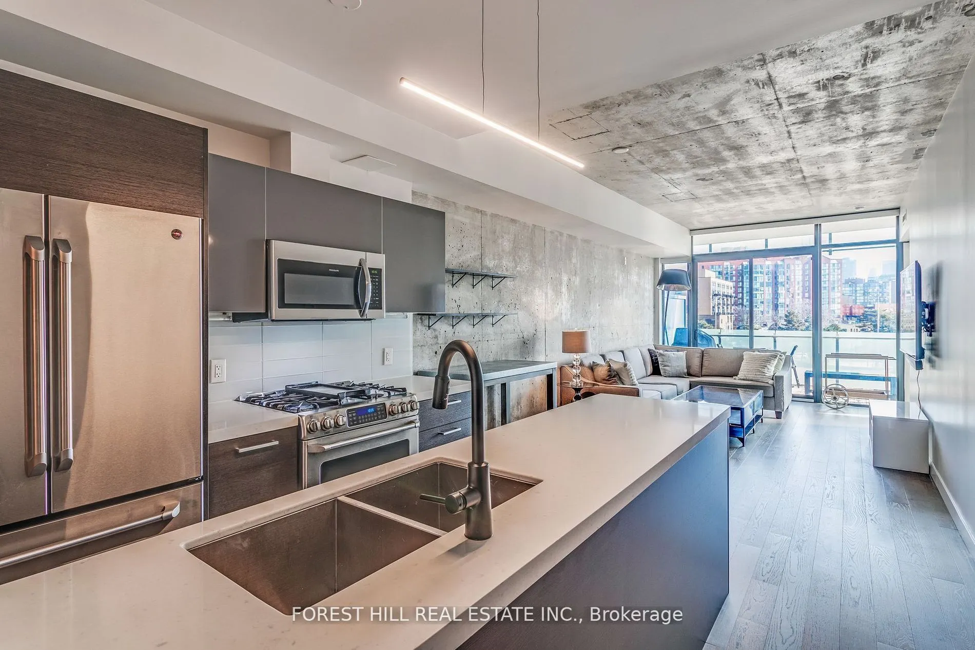 25 Stafford Street, #403