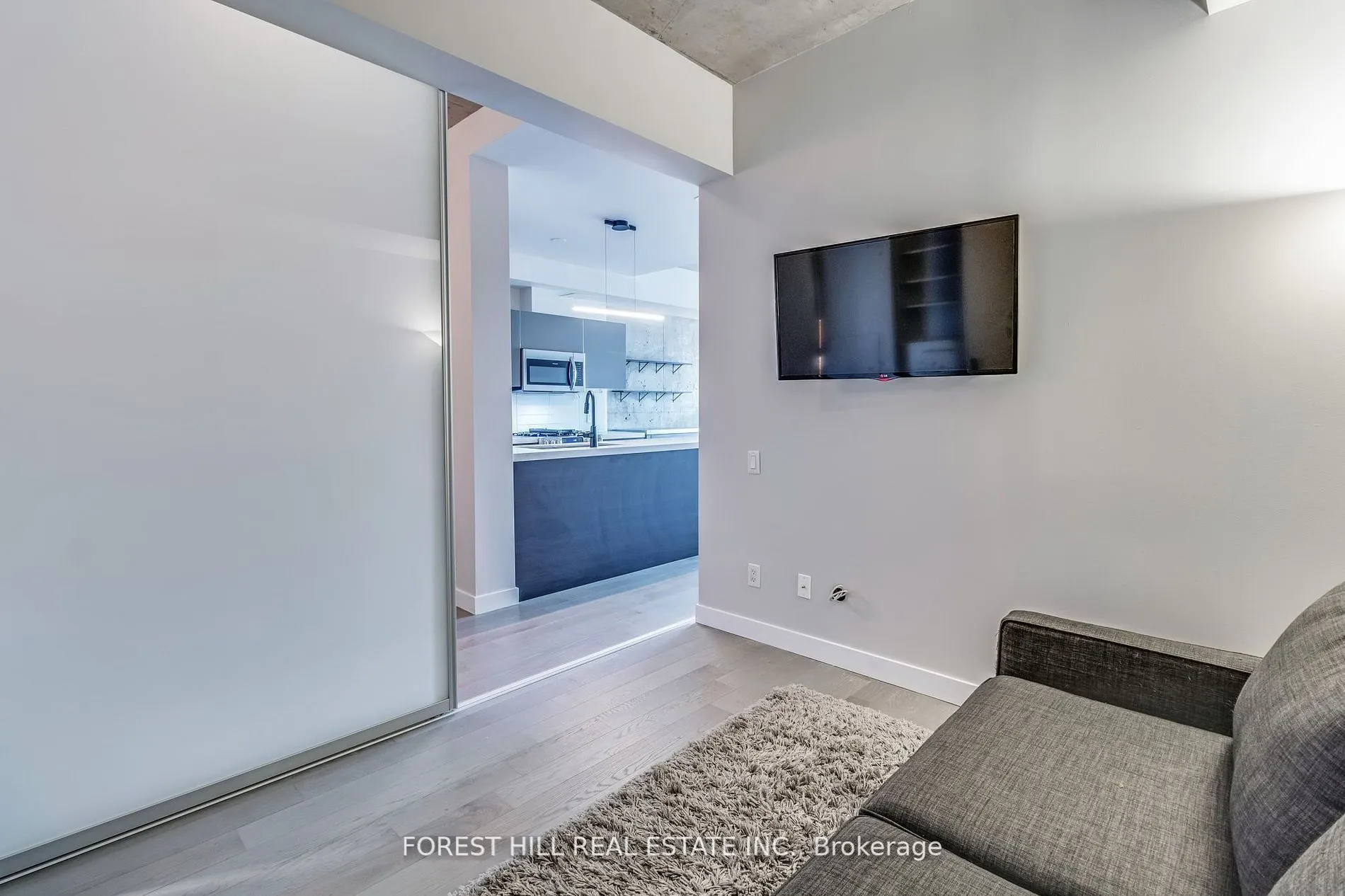 25 Stafford Street, #403