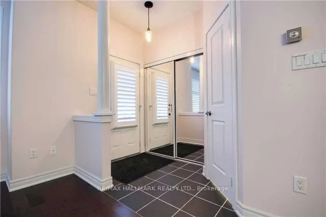 24 Glendora Avenue, #24