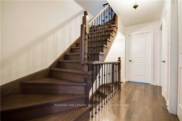 24 Glendora Avenue, #24