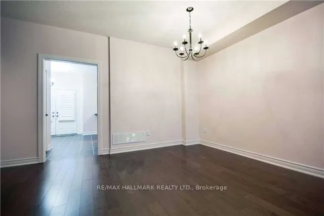 24 Glendora Avenue, #24