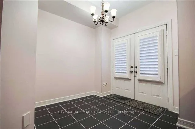 24 Glendora Avenue, #24