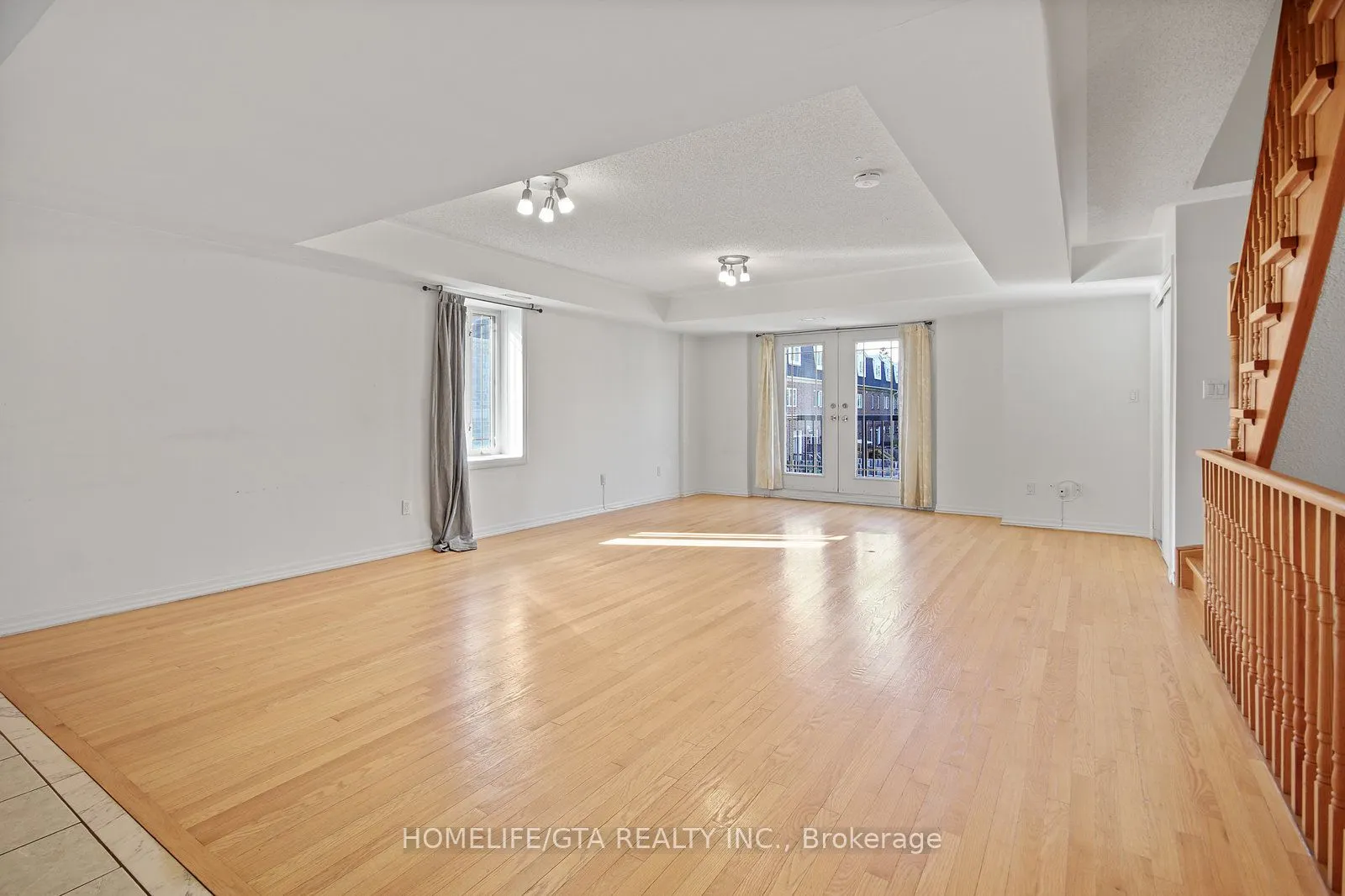 118 Finch Avenue W, #36