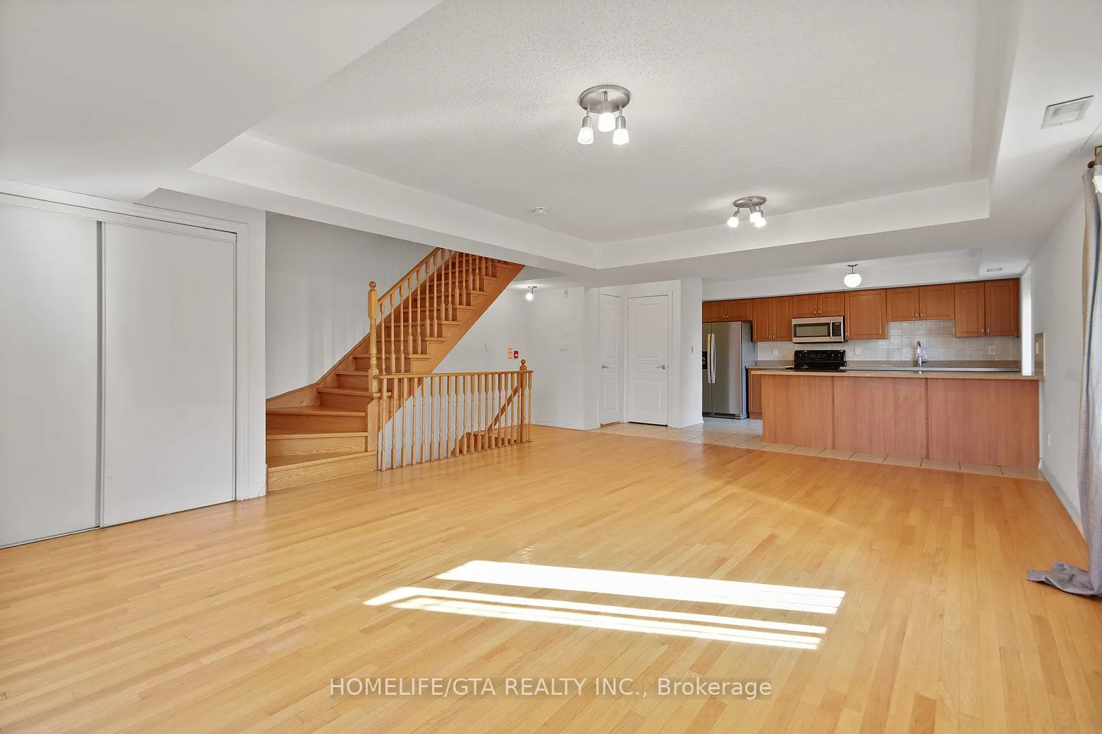 118 Finch Avenue W, #36