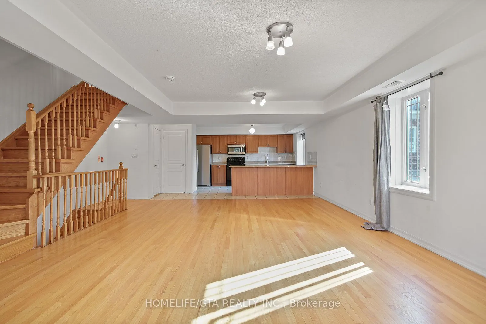 118 Finch Avenue W, #36