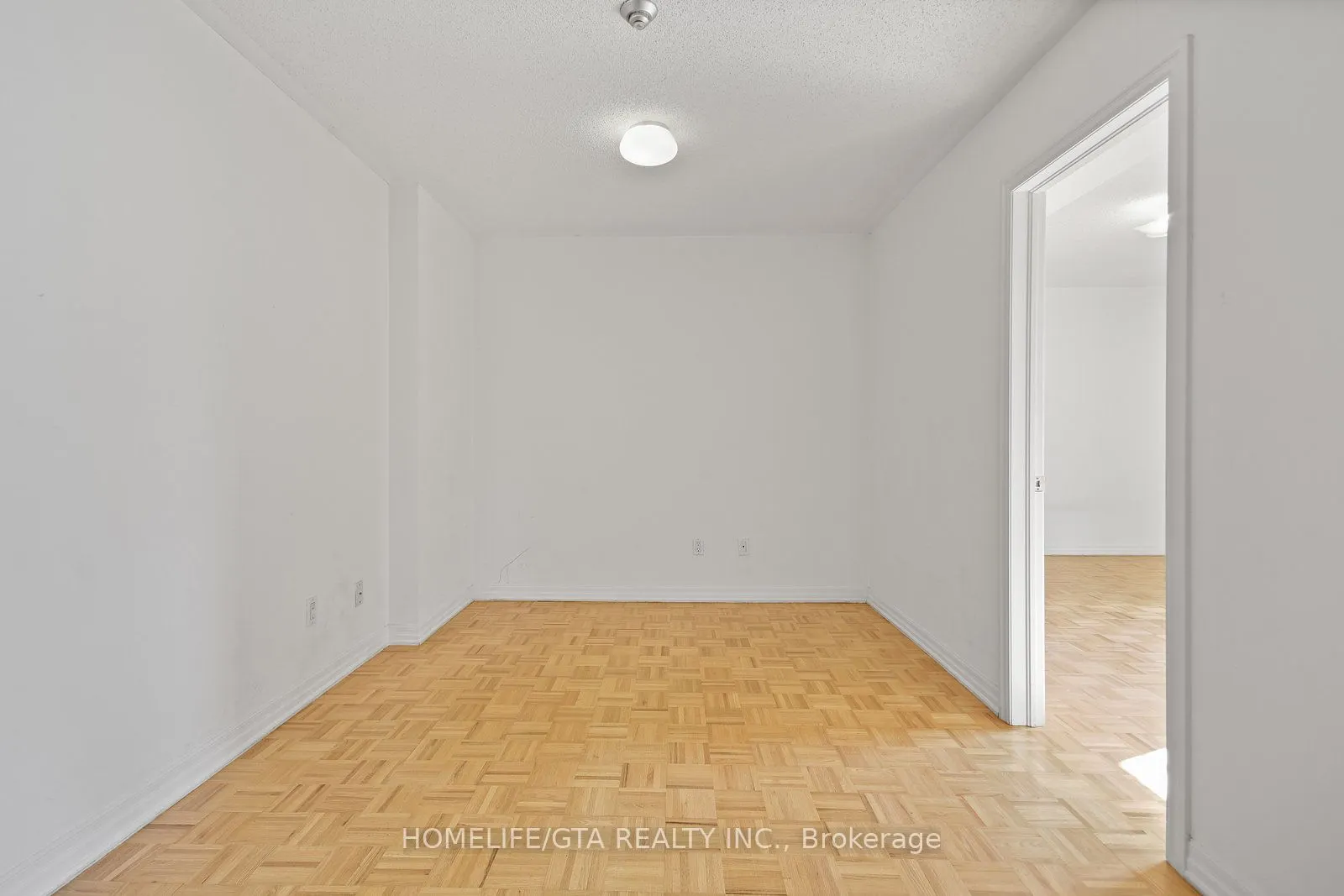 118 Finch Avenue W, #36