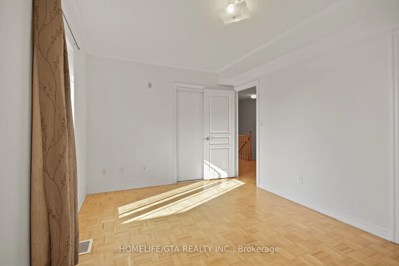 118 Finch Avenue W, #36