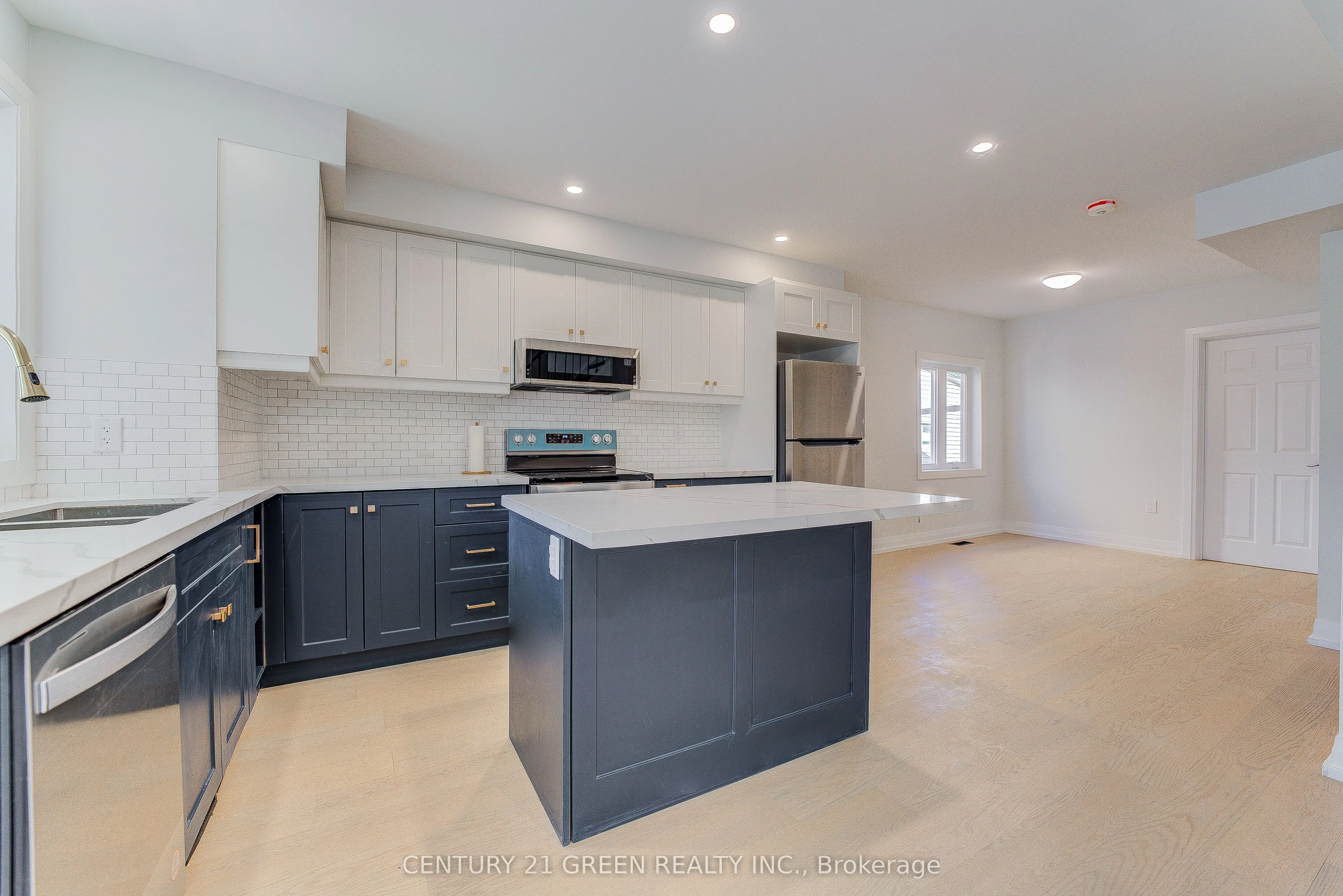 259 Robina Avenue