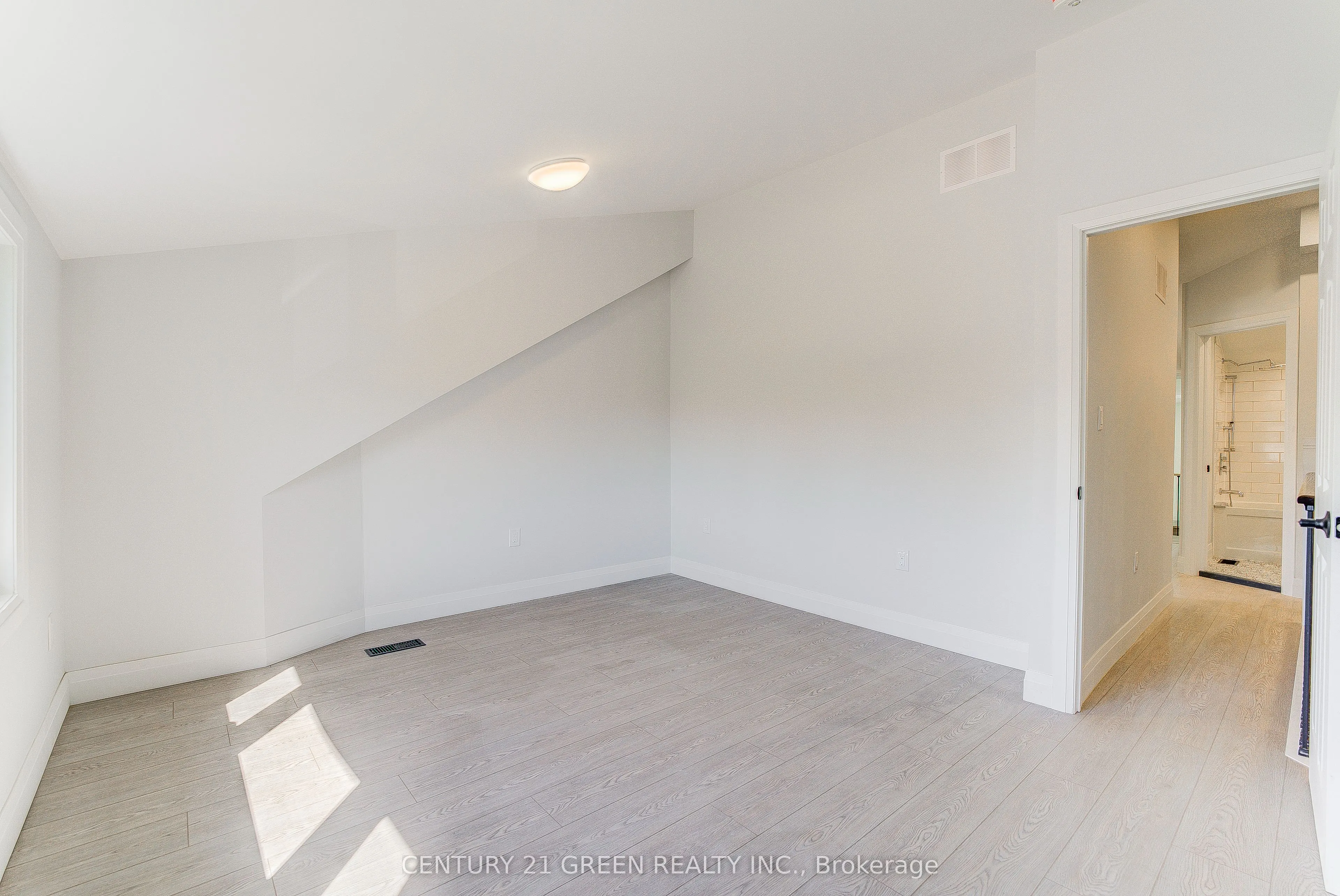 259 Robina Avenue