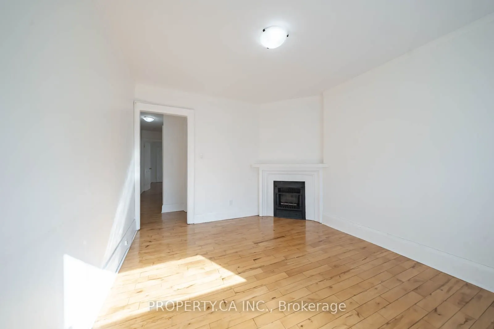 781 St Clair Avenue W, #5