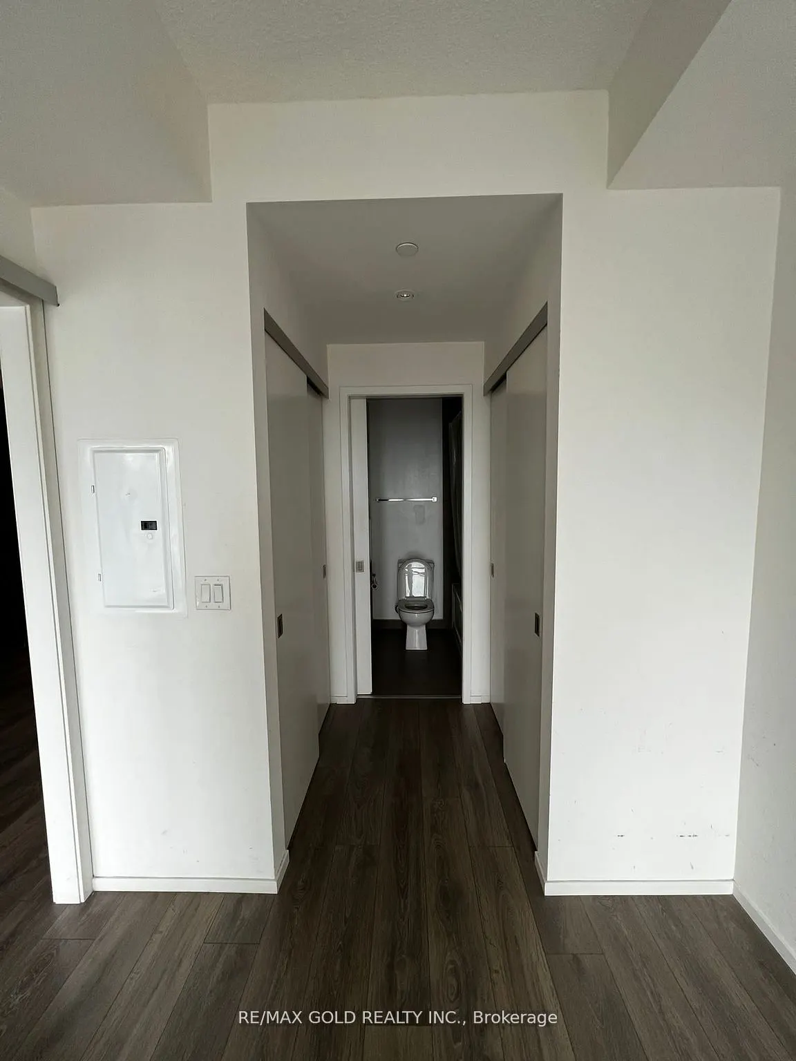 159 Dundas Street E, #3902