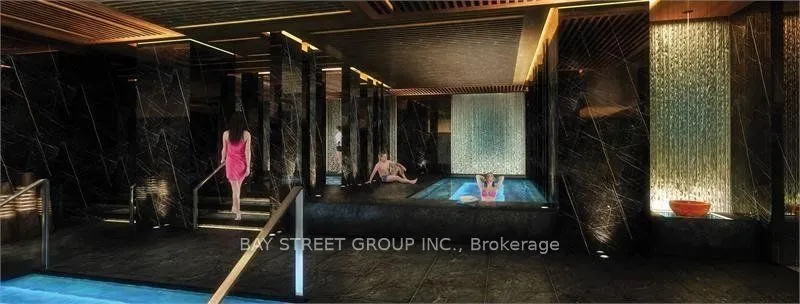 2221 Yonge Street, #808
