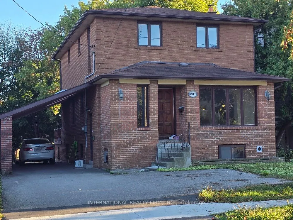 607 Coldstream Avenue
