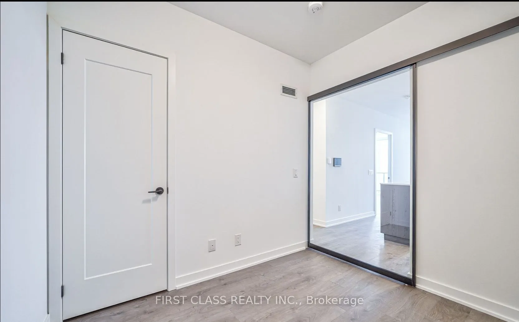 5 Defries Street, #1005