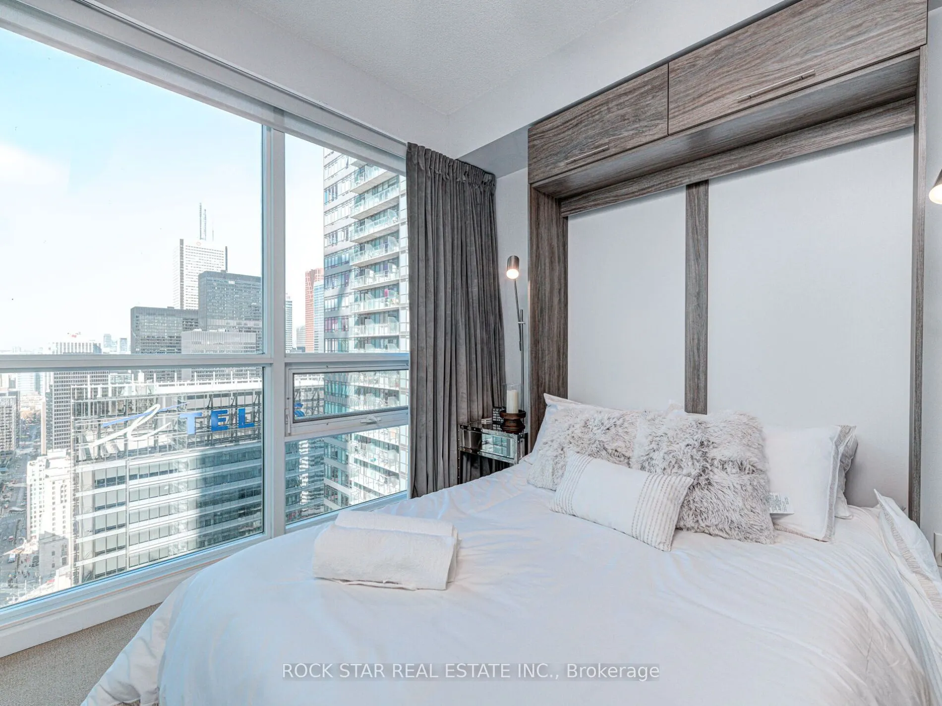 55 Bremner Boulevard, #4501
