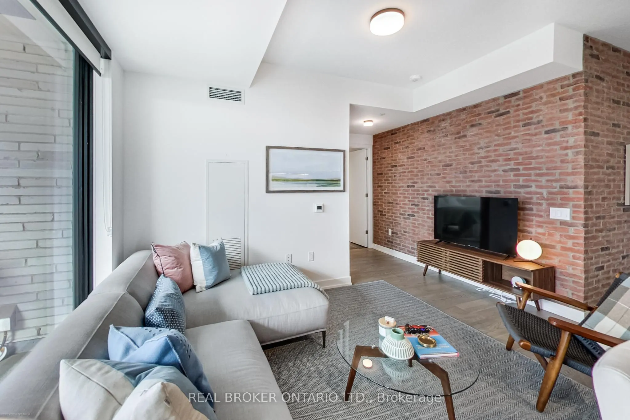 200 Sudbury Street, #1203