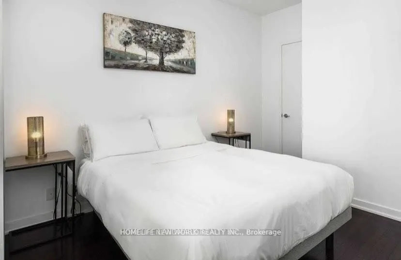 12 York Street, #1411