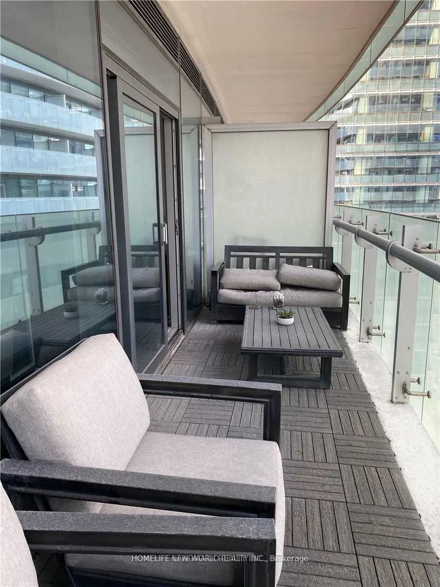 12 York Street, #1411