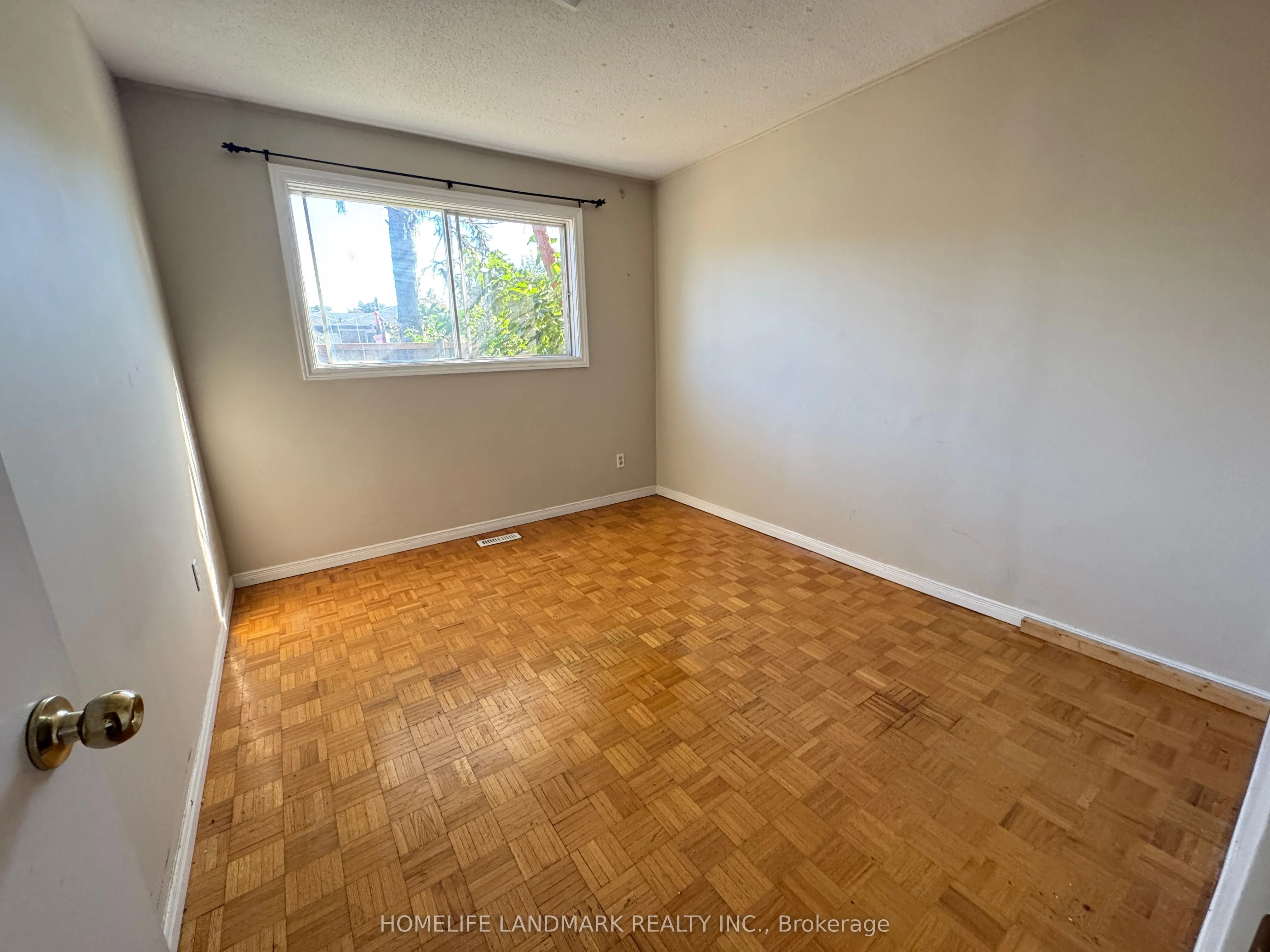 51 Navaho Drive, #Ground Level