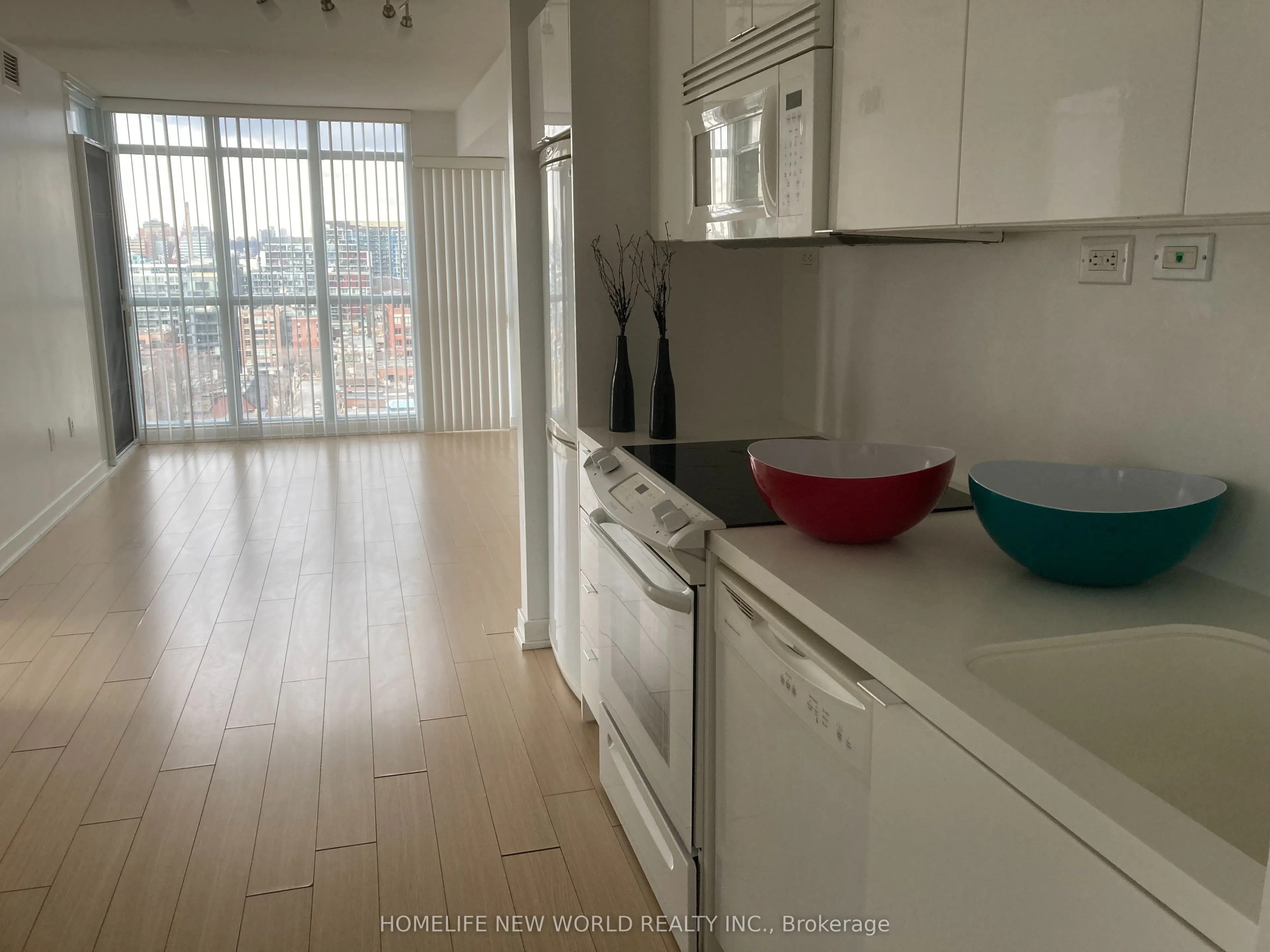 15 Iceboat Terrace, #1612