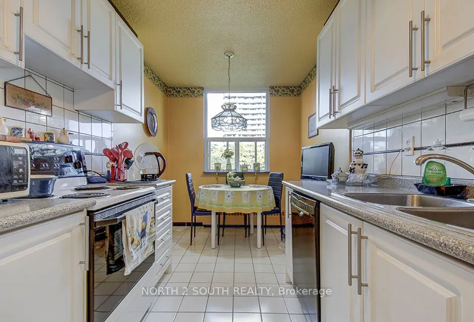 175 Hilda Avenue, #511