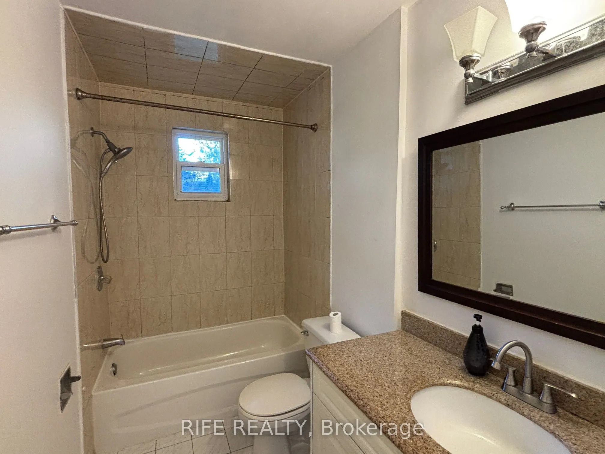 164 Shaughnessy Boulevard
